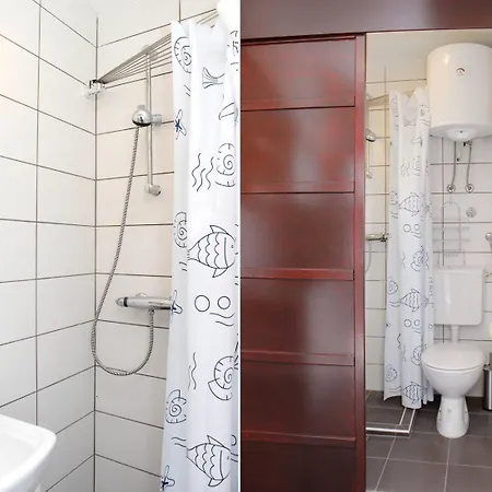 In Stone House On Seaside Apartamento