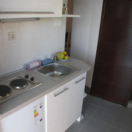 In Stone House On Seaside Apartment Kastela
