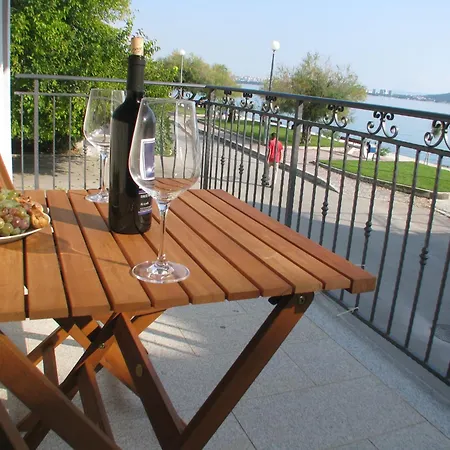 Apartment In Stone House On Seaside